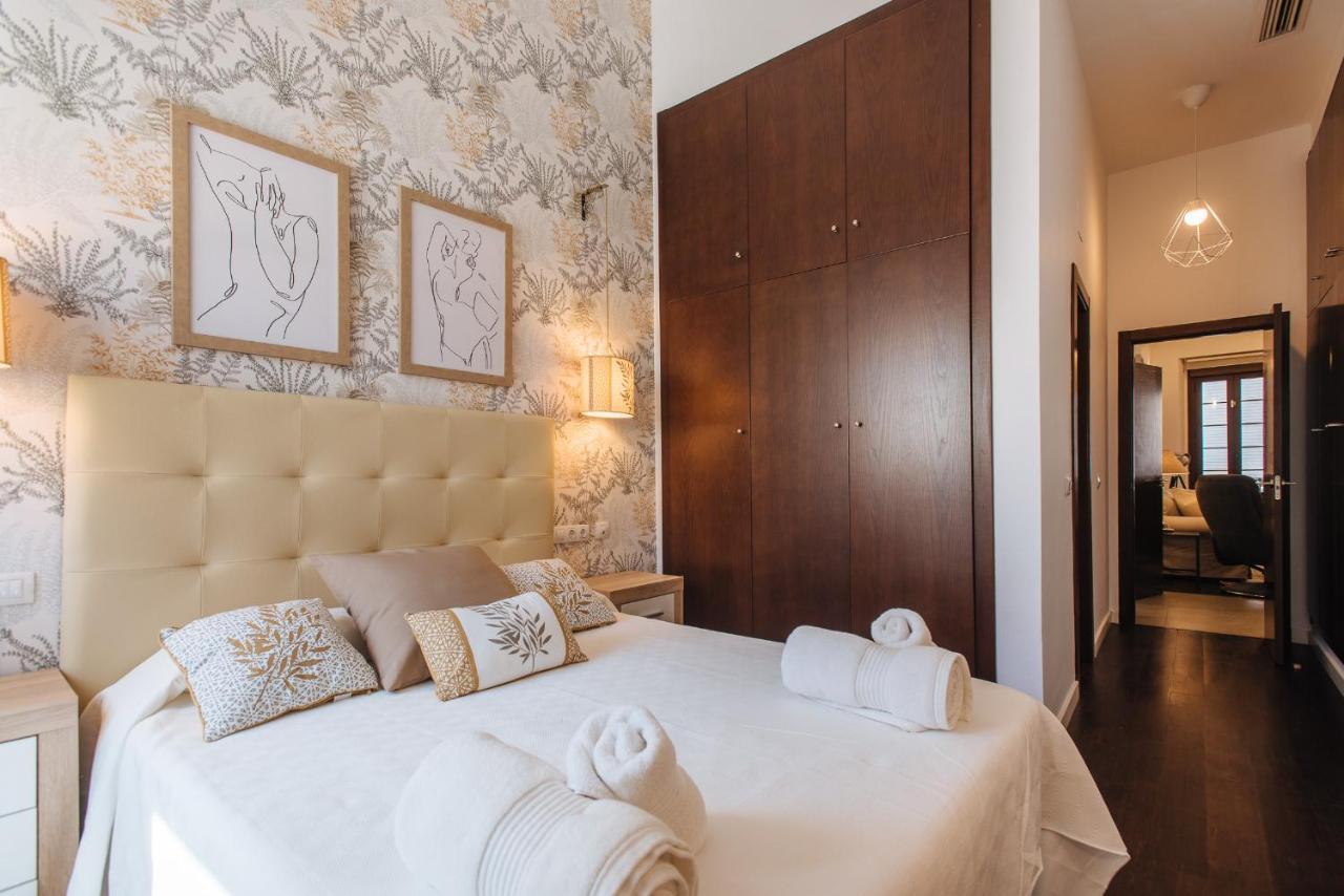 Apartamento Puerta Real - Free Parking เซบีญา ภายนอก รูปภาพ