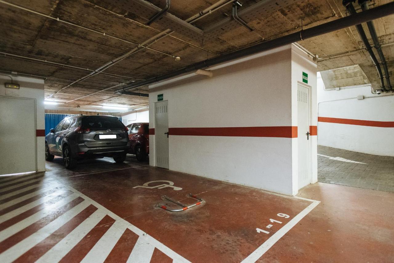 Apartamento Puerta Real - Free Parking เซบีญา ภายนอก รูปภาพ