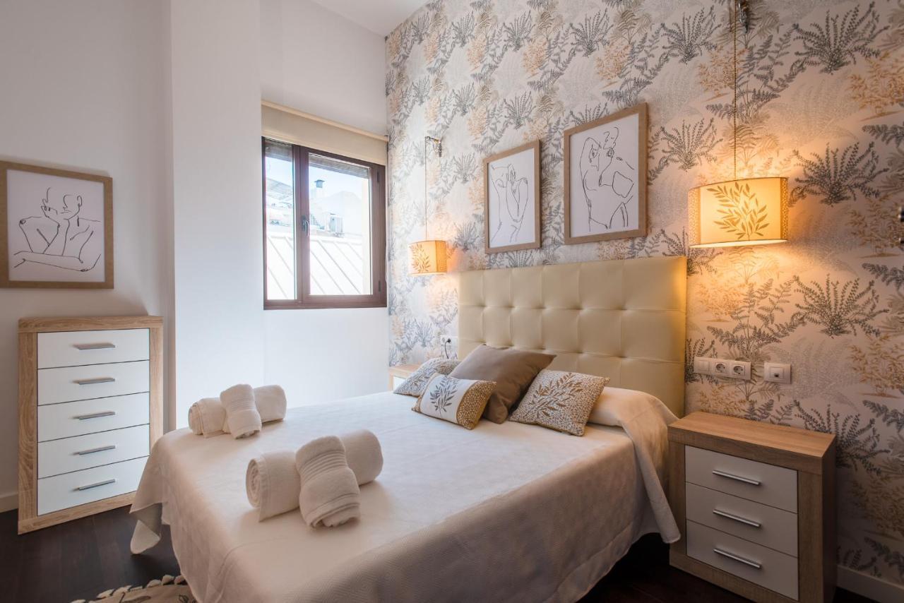 Apartamento Puerta Real - Free Parking เซบีญา ภายนอก รูปภาพ