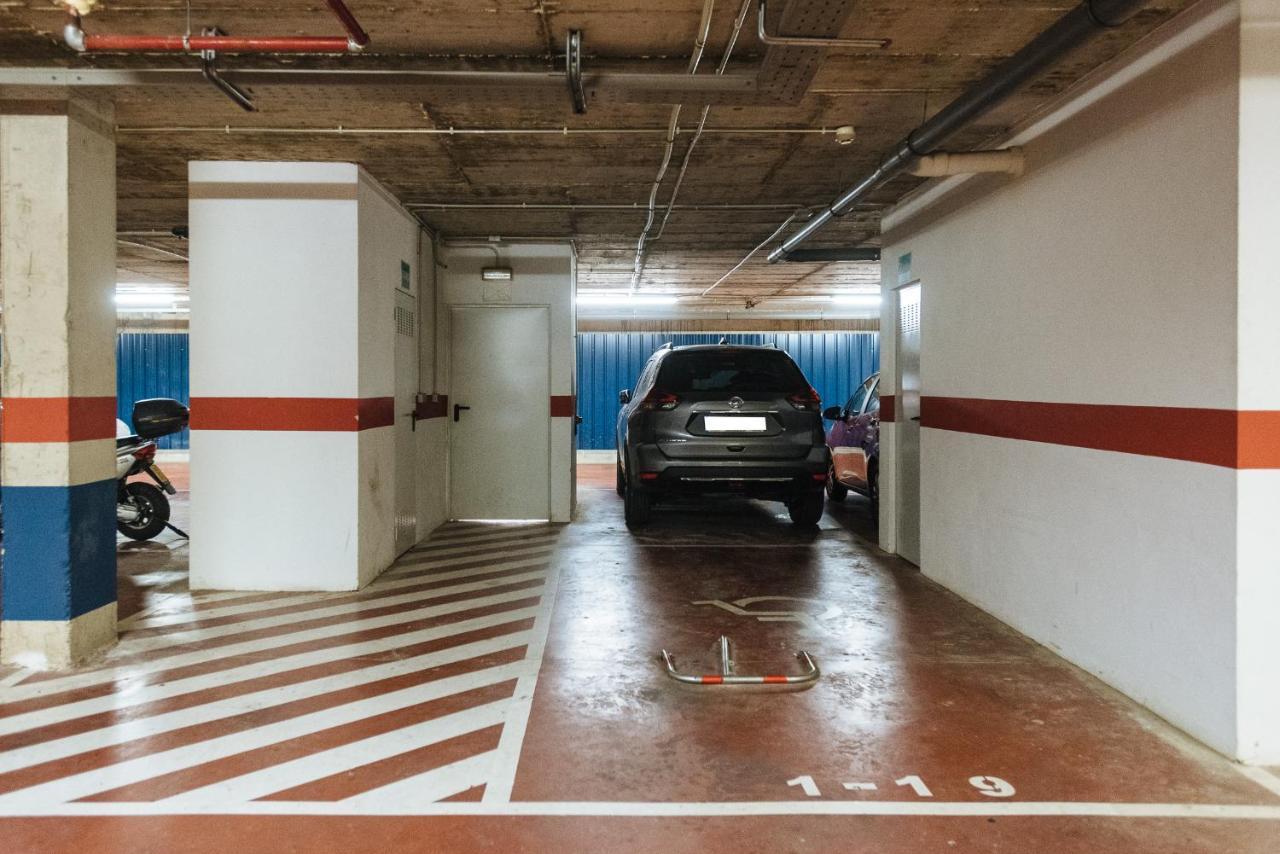 Apartamento Puerta Real - Free Parking เซบีญา ภายนอก รูปภาพ