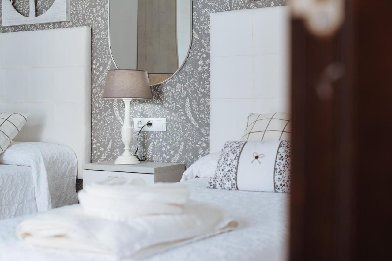 Apartamento Puerta Real - Free Parking เซบีญา ภายนอก รูปภาพ
