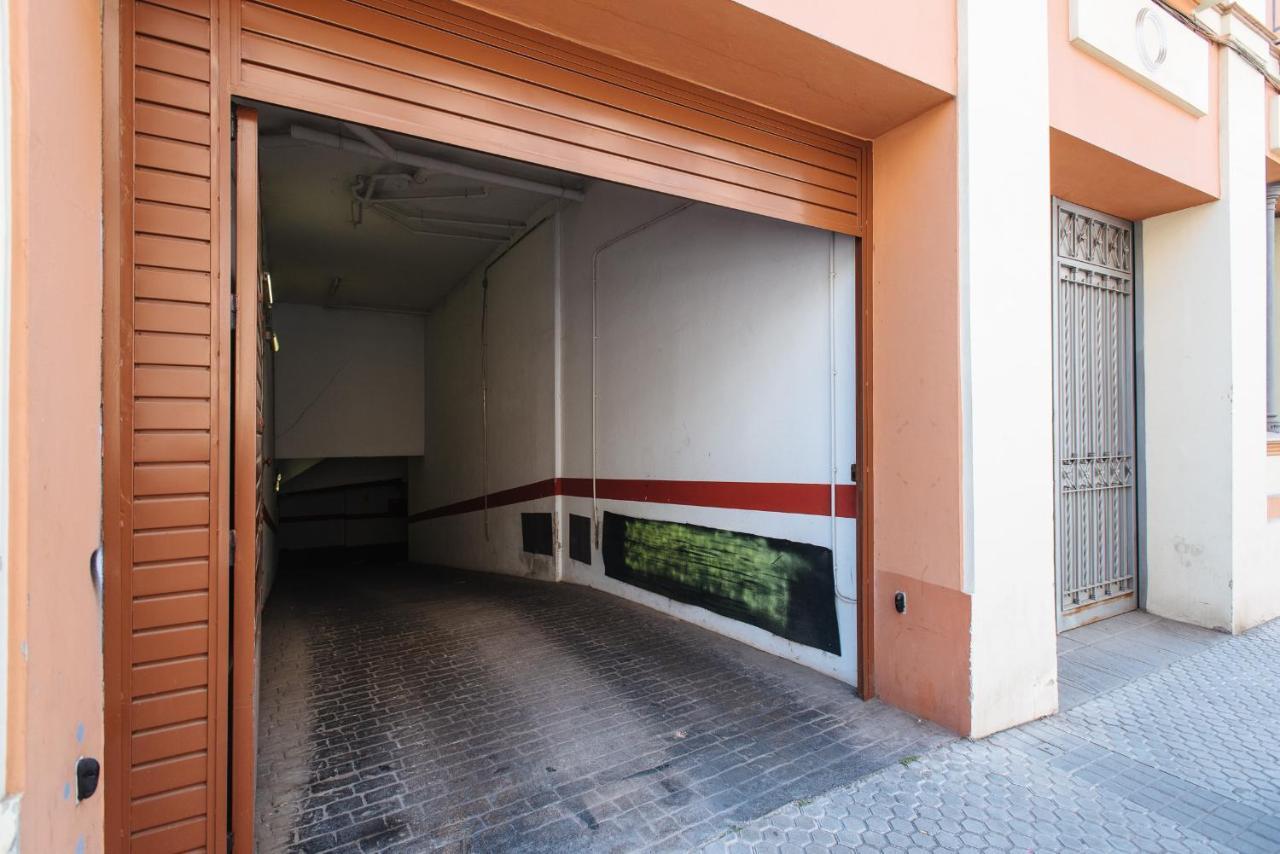 Apartamento Puerta Real - Free Parking เซบีญา ภายนอก รูปภาพ